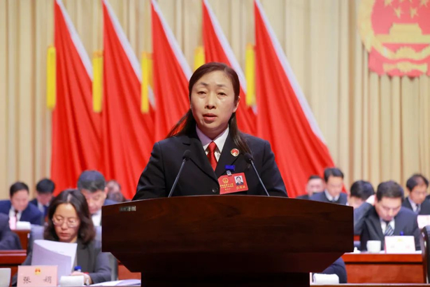 20240111盱眙县第十八届人民代表大会第三次会议举行第二次全体会议4.jpg