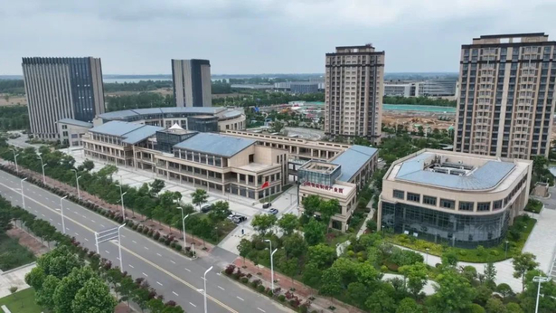 黄花塘镇：拼字当头 全力冲刺全年目标.jpg